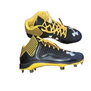 Men’s Cleats  Armour Men’s Cleats Clutchfit Size 13  Black With yellow